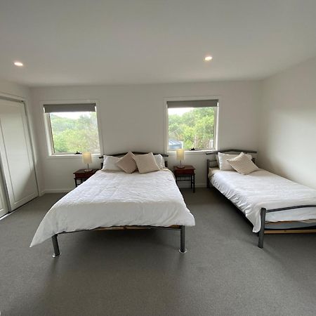 Sandy Point Beach Escape 2 Bedroom Apartment Ngoại thất bức ảnh